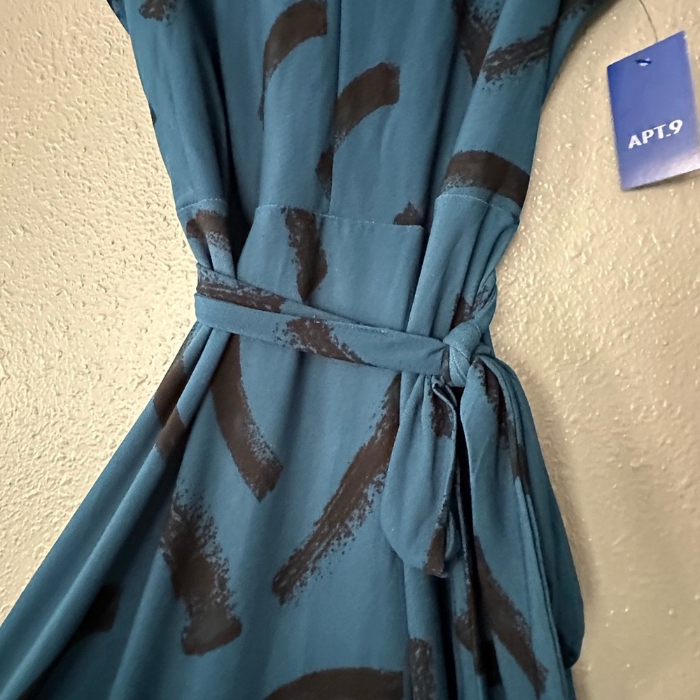 Apt. 9 Women's Large Blue and Black Casual Dress with Tie Waist - Long Length"? - Picture 3 of 8